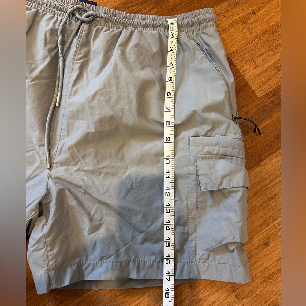 KITH Men’s Nylon Cargo Shorts Gray XL NWOT - Picture 9 of 9